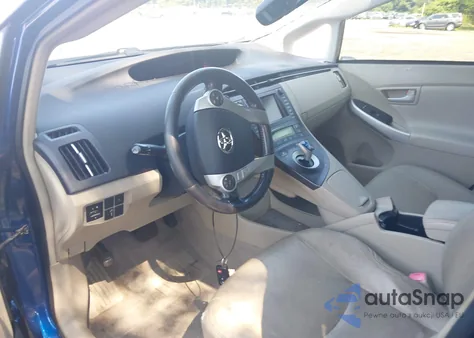 2010 Toyota Prius Iv z USA, uszkodzony, nr VIN JTDKN3DU3A0064897